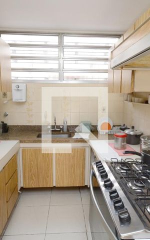 Casa à venda com 180m², 4 quartos e 2 vagasCozinha