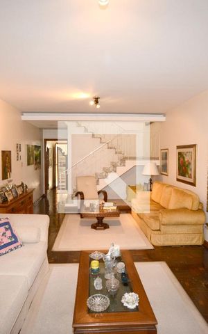 Casa à venda com 180m², 4 quartos e 2 vagasSala