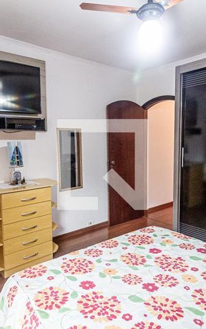 Casa à venda com 272m², 3 quartos e 2 vagasQuarto 3