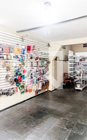 Casa à venda com 272m², 3 quartos e 2 vagasGaragem