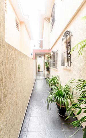 Casa à venda com 272m², 3 quartos e 2 vagasÁrea externa