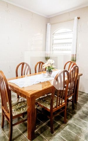 Casa à venda com 272m², 3 quartos e 2 vagasCozinha