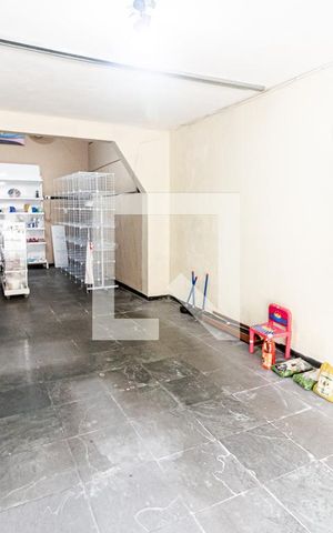 Casa à venda com 272m², 3 quartos e 2 vagasGaragem