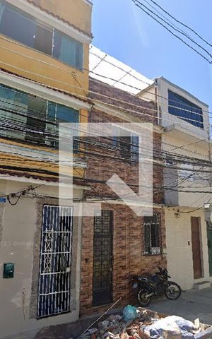 Casa à venda com 240m², 5 quartos e sem vagaFachada