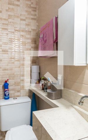 Casa à venda com 240m², 5 quartos e sem vagaBanheiro 1 (primeiro andar)