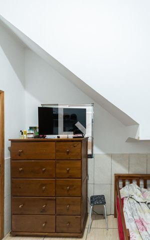 Casa à venda com 240m², 5 quartos e sem vagaQuarto 1 (primeiro andar)