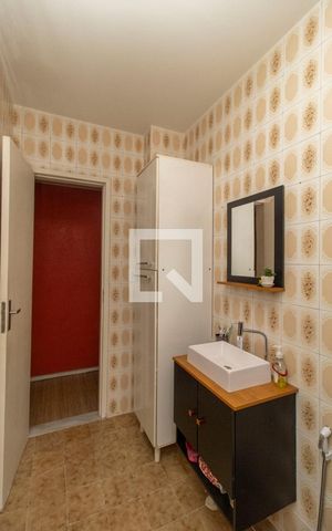 Apartamento à venda com 86m², 2 quartos e 1 vaga Apartamento à venda com 86m², 2 quartos e 1 vagaBanheiro Social