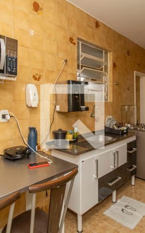 Apartamento à venda com 86m², 2 quartos e 1 vaga Apartamento à venda com 86m², 2 quartos e 1 vagaCozinha