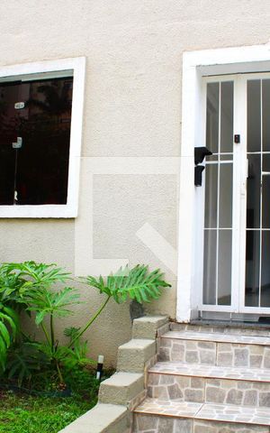 Apartamento à venda com 90m², 2 quartos e 2 vagasFachada e portaria