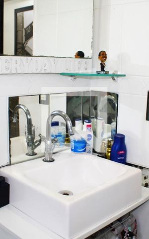 Apartamento à venda com 90m², 2 quartos e 2 vagasBanheiro