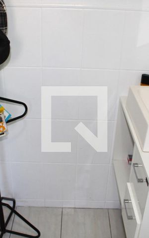 Apartamento à venda com 90m², 2 quartos e 2 vagasBanheiro da Suíte