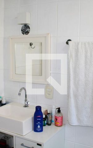 Apartamento à venda com 90m², 2 quartos e 2 vagasBanheiro da Suíte