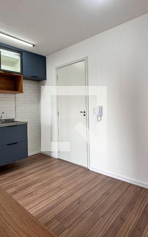 Apartamento à venda com 31m², 2 quartos e sem vaga Apartamento à venda com 31m², 2 quartos e sem vagaSala