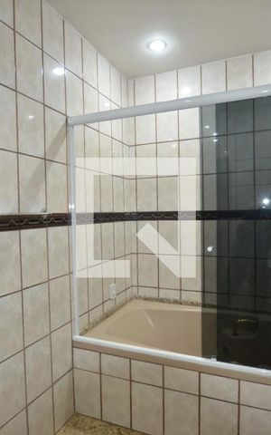 Casa para alugar com 280m², 5 quartos e 3 vagasBanheiro da Suíte/ Banheira