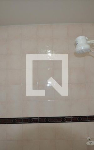 Casa para alugar com 280m², 5 quartos e 3 vagasBanheiro de Serviço