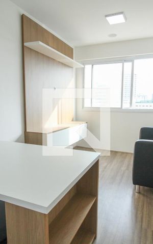 Apartamento para alugar com 38m², 2 quartos e sem vaga Apartamento para alugar com 38m², 2 quartos e sem vagaSala