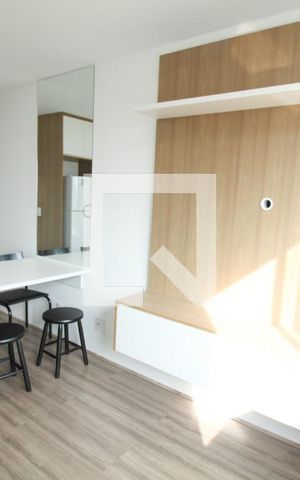 Apartamento para alugar com 38m², 2 quartos e sem vaga Apartamento para alugar com 38m², 2 quartos e sem vagaSala