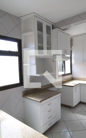 Apartamento para alugar com 296m², 4 quartos e 4 vagasCozinha