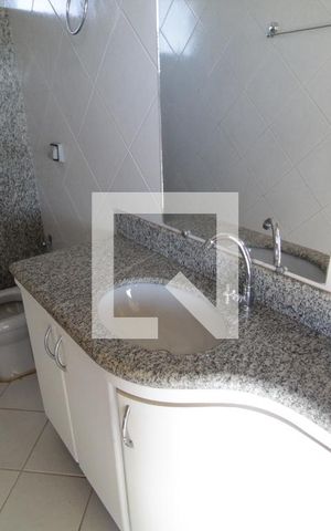 Apartamento para alugar com 296m², 4 quartos e 4 vagasBanheiro Social