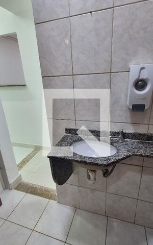 Casa à venda com 301m², 8 quartos e sem vaga Casa à venda com 301m², 8 quartos e sem vagaBanheiro