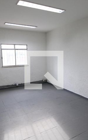 Casa à venda com 301m², 8 quartos e sem vagaQuarto 4