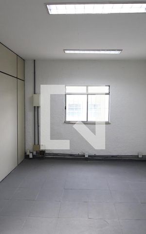 Casa à venda com 301m², 8 quartos e sem vagaQuarto 4