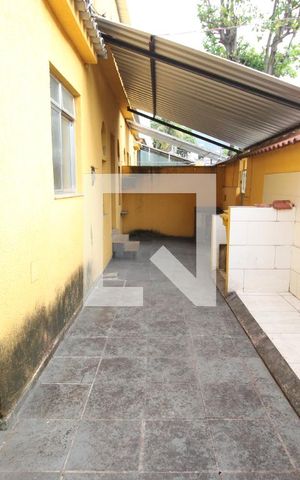 Casa à venda com 301m², 8 quartos e sem vagaQuintal do 1º imóvel
