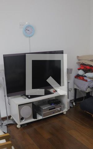 Casa à venda com 330m², 5 quartos e 3 vagasSala de TV
