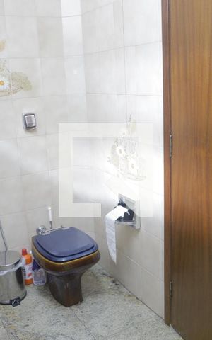 Casa à venda com 330m², 5 quartos e 3 vagasBanheiro da Suíte