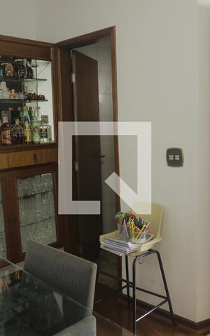 Casa à venda com 330m², 5 quartos e 3 vagasSala