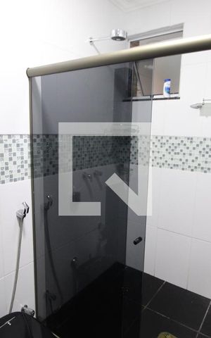 Casa à venda com 220m², 3 quartos e 2 vagasBanheiro Quarto 2
