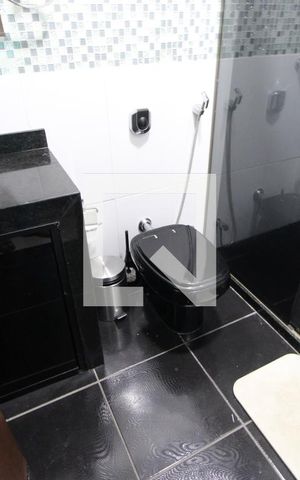 Casa à venda com 220m², 3 quartos e 2 vagasBanheiro Quarto 2