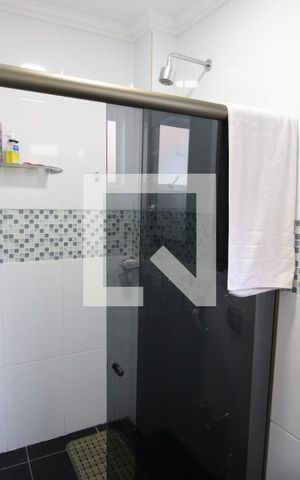 Casa à venda com 220m², 3 quartos e 2 vagasBanheiro Quarto 1