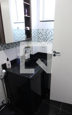Casa à venda com 220m², 3 quartos e 2 vagasBanheiro Quarto 1