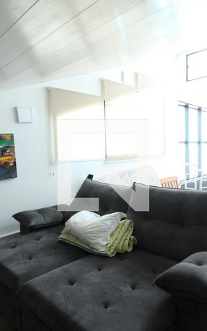 Casa à venda com 450m², 3 quartos e 2 vagasSótão