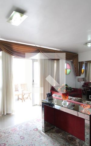 Apartamento à venda com 142m², 4 quartos e 1 vagaSala 
