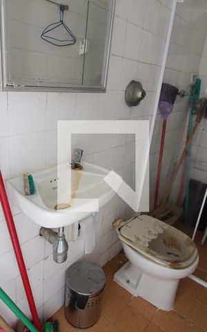 Apartamento à venda com 142m², 4 quartos e 1 vagaBanheiro de Serviço