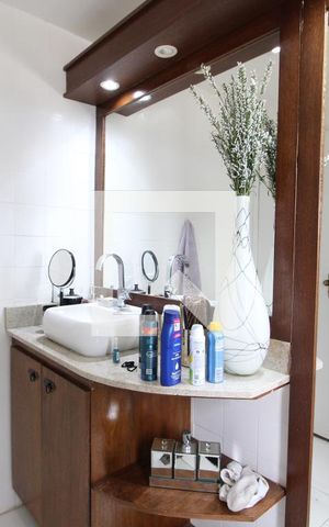 Apartamento à venda com 142m², 4 quartos e 1 vagaBanheiro Suíte
