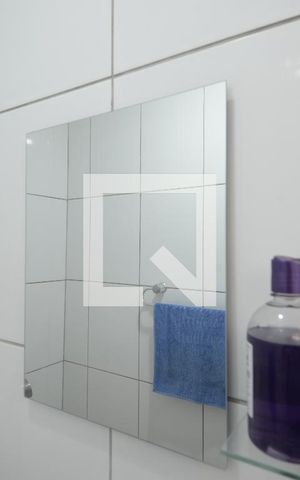 Casa à venda com 90m², 2 quartos e sem vagaBanheiro de Serviço