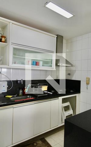 Apartamento para alugar com 80m², 1 quarto e 2 vagas Apartamento para alugar com 80m², 1 quarto e 2 vagasCozinha