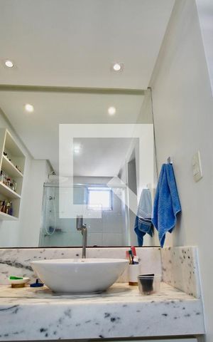 Apartamento para alugar com 80m², 1 quarto e 2 vagas Apartamento para alugar com 80m², 1 quarto e 2 vagasBanheiro da Suíte