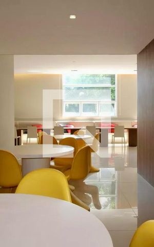Apartamento à venda com 108m², 3 quartos e 2 vagas Apartamento à venda com 108m², 3 quartos e 2 vagasÁrea de comum