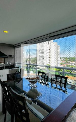 Apartamento à venda com 108m², 3 quartos e 2 vagasVaranda