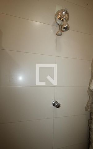 Casa à venda com 350m², 3 quartos e 4 vagas Casa à venda com 350m², 3 quartos e 4 vagasBanheiro