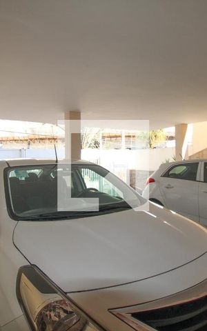 Casa à venda com 350m², 3 quartos e 4 vagas Casa à venda com 350m², 3 quartos e 4 vagasGaragem
