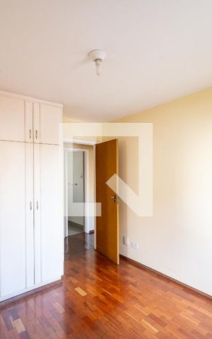 Apartamento para alugar com 92m², 3 quartos e 2 vagas Apartamento para alugar com 92m², 3 quartos e 2 vagasSuíte