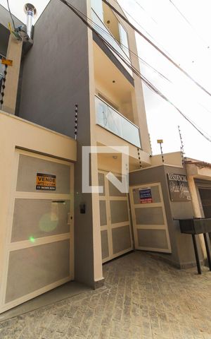 Apartamento à venda com 43m², 2 quartos e sem vaga Apartamento à venda com 43m², 2 quartos e sem vagaFachada
