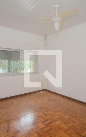 Casa à venda com 990m², 4 quartos e 1 vaga Casa à venda com 990m², 4 quartos e 1 vagaQuarto 1