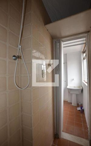Apartamento para alugar com 60m², 2 quartos e 1 vagaBanheiro de Serviço