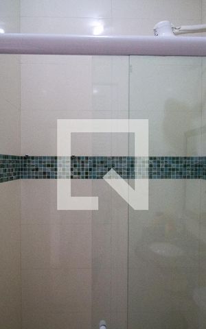 Casa de condomínio à venda com 110m², 3 quartos e 2 vagas Casa de condomínio à venda com 110m², 3 quartos e 2 vagasBanheiro da Suíte 1 e Social